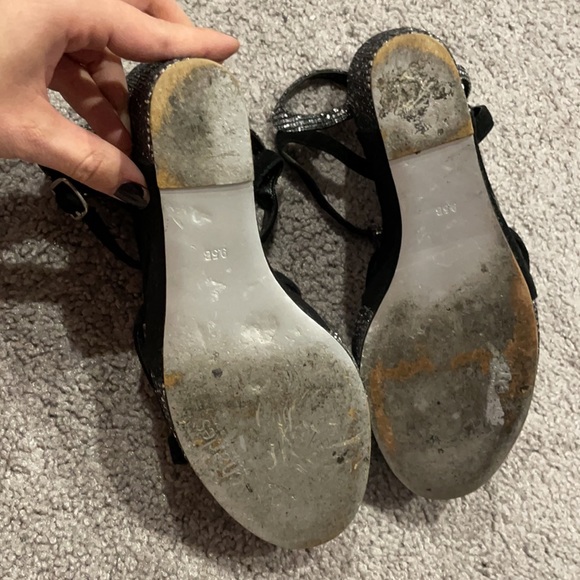 Charles by Charles David silver sparkly wedges - Picture 6 of 6